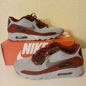 Nike Air Max 90 Ultra  / Wolf Grey Team Red